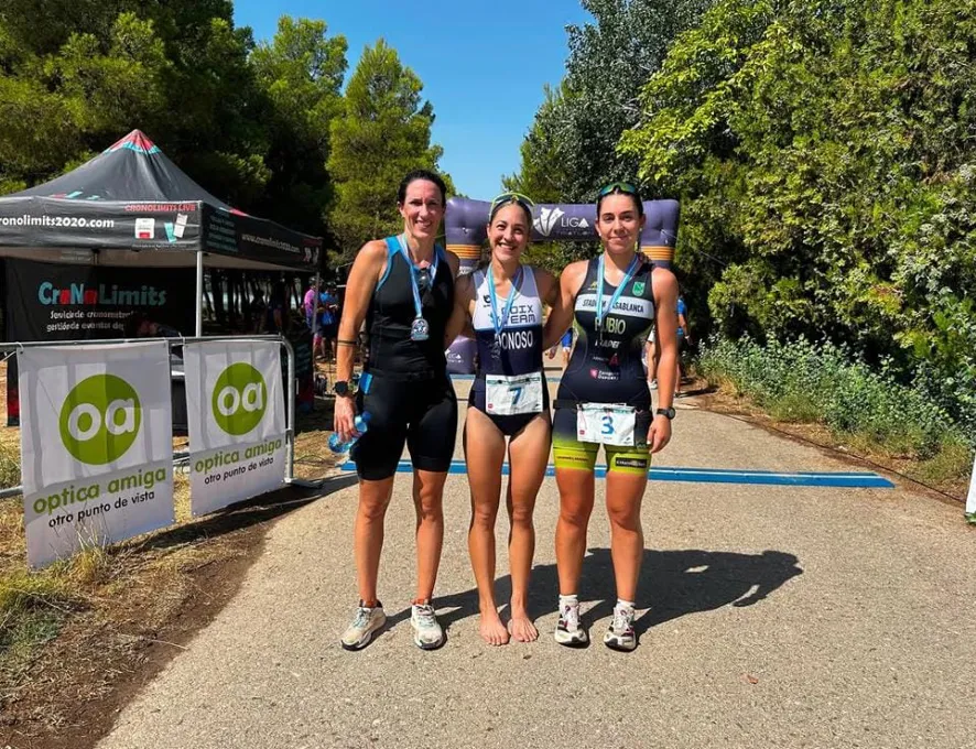 El I Triatlón Olímpico de La Estanca deslumbra en su estreno y se gana un sitio en el calendario aragonés