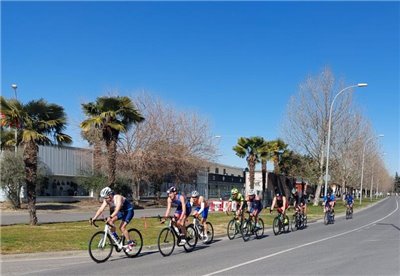 Irene Moro y Sergio Latorre nuevos campeones de Aragón de Duatlón 2023