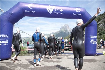 Se reaunuda el calendario de competiciones de la Federación Aragonesa de Triatlón