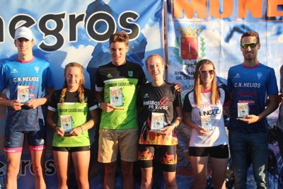 Jorge Tolosa y Belén González vencen en el VII Triatlón Sprint de San Juan de Flumen