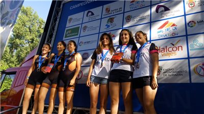 El Triatlón Cros vuelve a ser disciplina talismán para los aragoneses