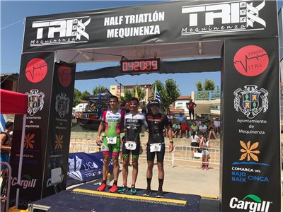 Usoa Ostolaza y Jordi Montraveta ganan el III Half Triatlón de Mequinenza, prueba de la Copa de España MD y LD