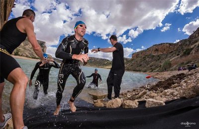 La escasez de caudal mínimo en Mezalocha obliga a la suspensión de su triatlón
