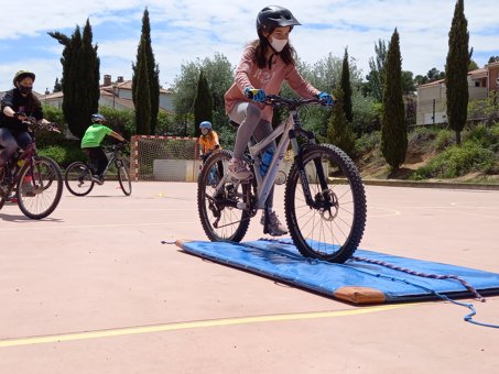 La unidad didáctica de Triatlón ya es un éxito en los colegios