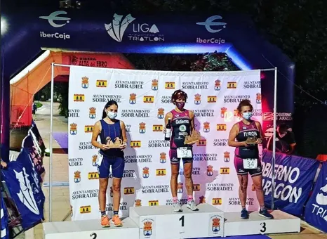 Alberto Sábado y Ascensión Gutierrez vencen en el IV Duatlón Nocturno de Sobradiel