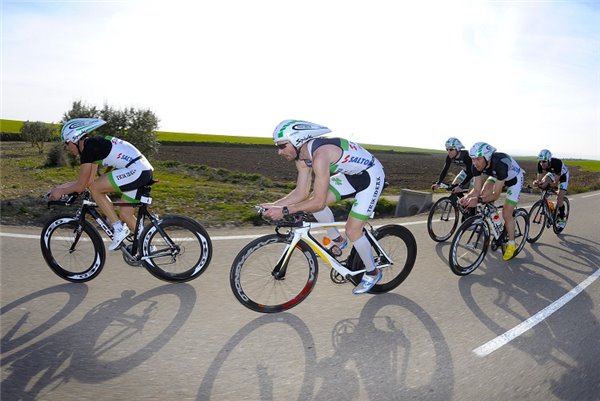 80 equipos vuelan en el III Duatlón Leciñena