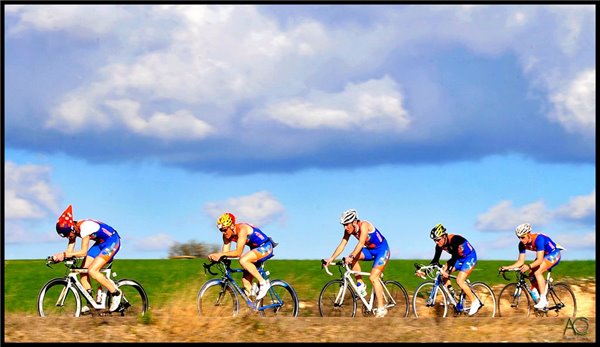 El I Triatlón contrarreloj Plaza Imperial se aplaza al 22 de septiembre