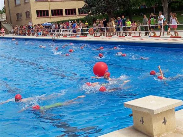 El Acuatlón de Stadium Venecia se convierte en un clásico y no para de crecer