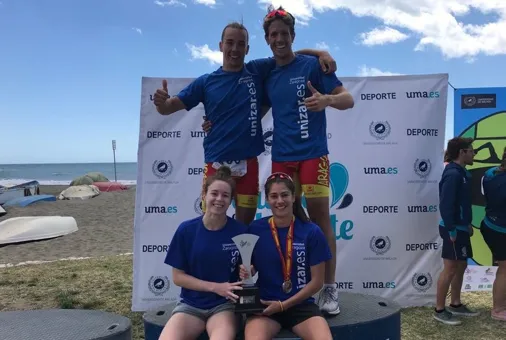 La Universidad de Zaragoza subcampeona de España de triatlón universitario